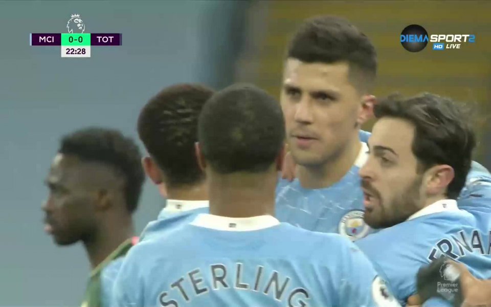 Родри изведе "гражданите" напред след точно изпълена дузпа в 23-ата