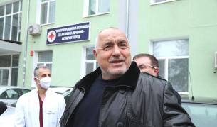 Премиерът Борисов посети болницата в Исперих