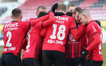 Отборите на Локомотив София и Спортист Своге играят при резултат