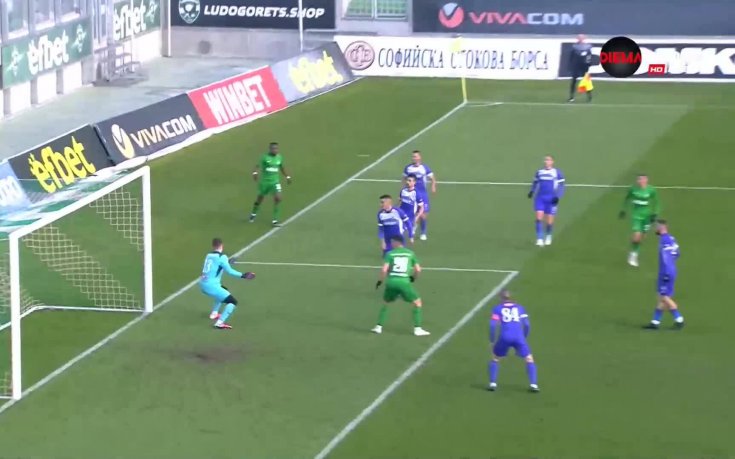 Автогол на Крачунов направи резултата класически в полза на 