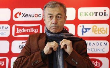 Изпълнителният директор на ЦСКА Пламен Марков даде извънредна пресконференция по