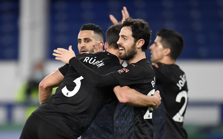 Ман Сити няма спирка и откъсна Ман Юнайтед на десет точки