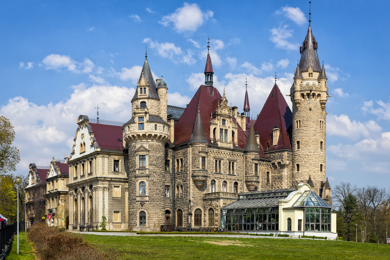 <p>Замъкът Мошна, Полша</p>