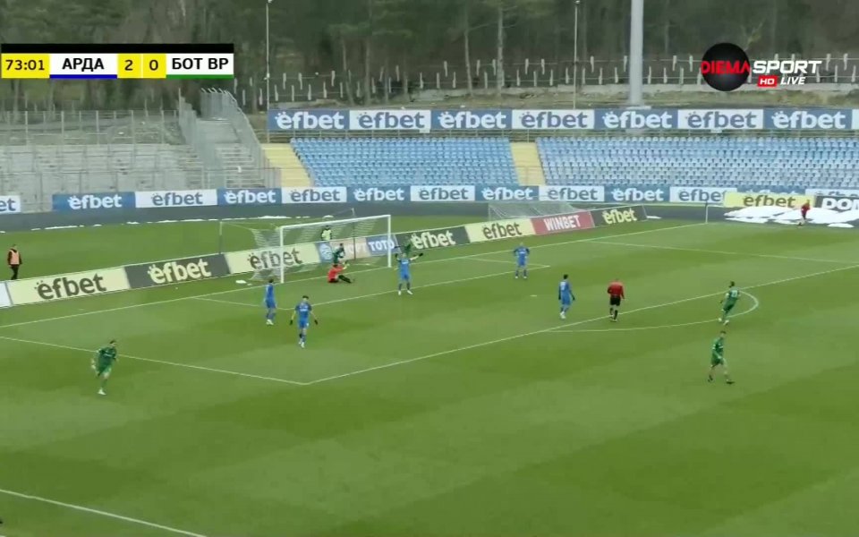 В 73-ата минута врачани успяха да върнат едно попадение чрез