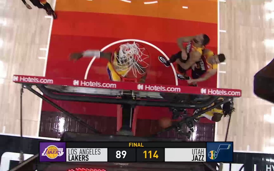 Руди Гобер и Джордън Кларксън вкараха по 18 точки за