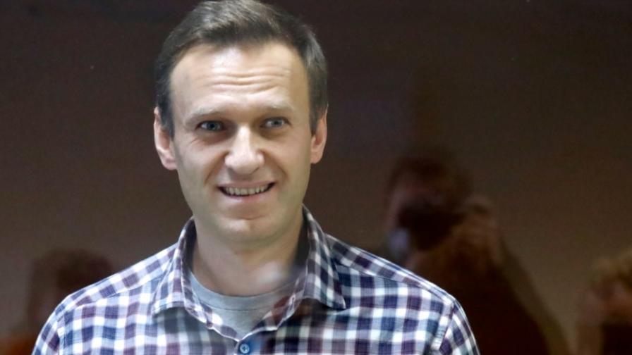 Навални с температура и кашлица