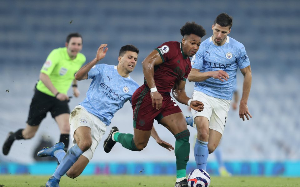 Манчестър Сити и Уулвърхемптън играят при 3:1 в изтеглен мач