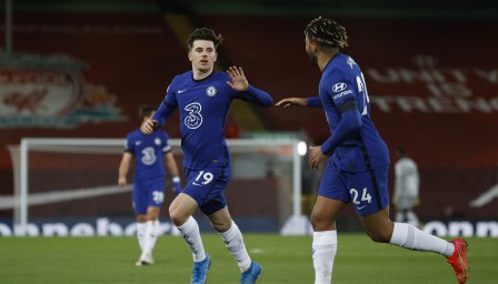 Сериозно унижение: Челси покори и нанесе пета поредна загуба на Ливърпул на "Анфийлд" (видео + галерия)