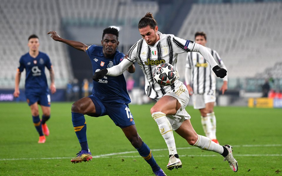 Отборите на Ювентус и Порто играят при резултат 2:2 в