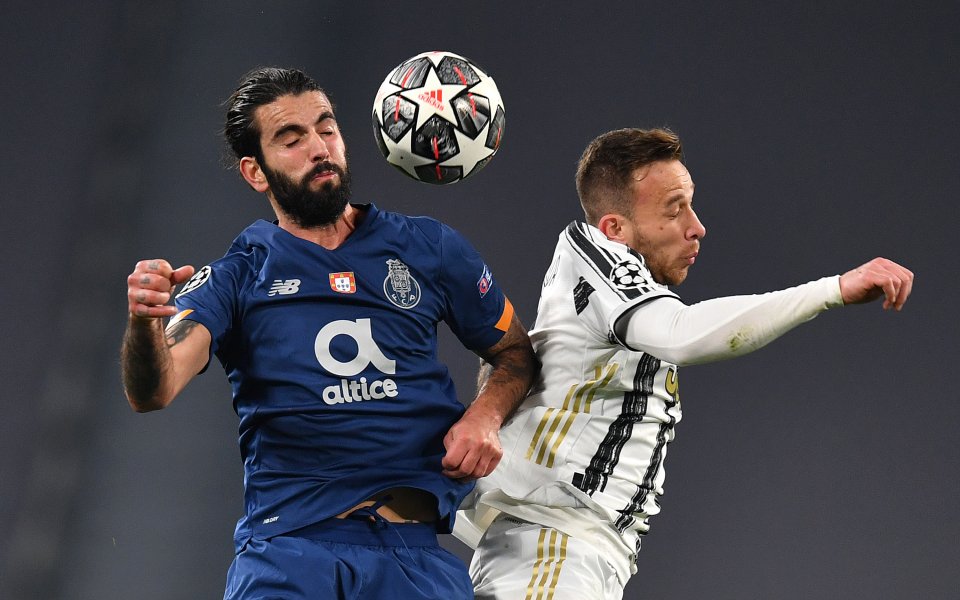 Отборите на Ювентус и Порто играят при резултат 2:1 в