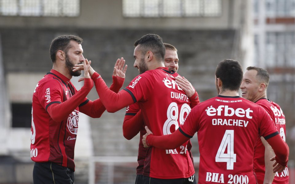 Локомотив София - Добруджа, Втора лига