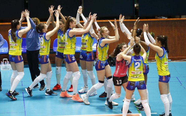 Марица стигна финала при жените