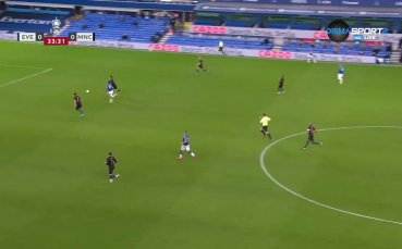 Евертън Манчестър Сити 0 0 първо полувреме