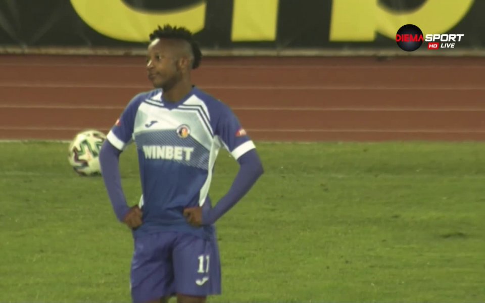 В първи двубой от 22-ия кръг на efbet Лига отборите