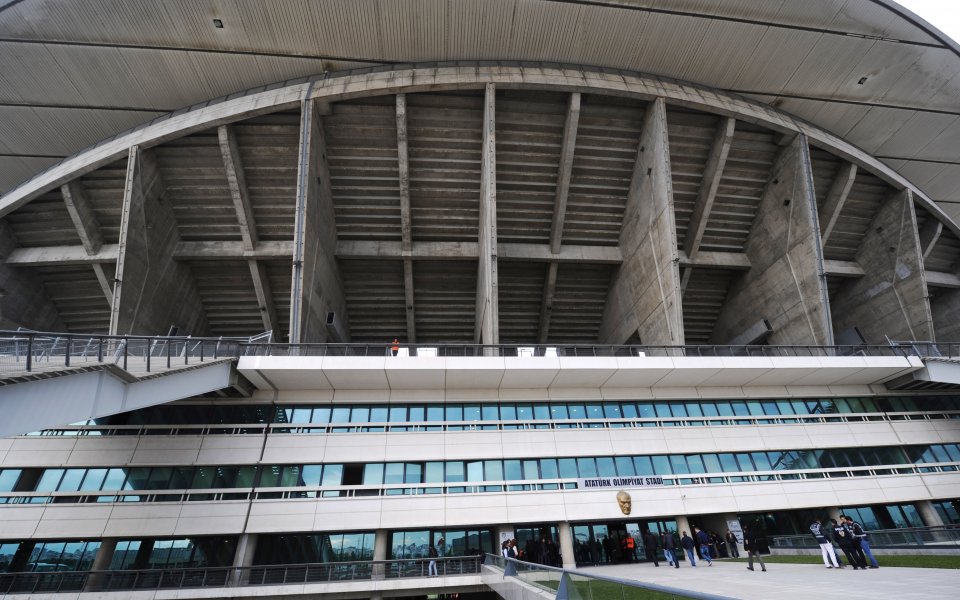 В един от най-вълнуващите мачове от първите срещи за световните