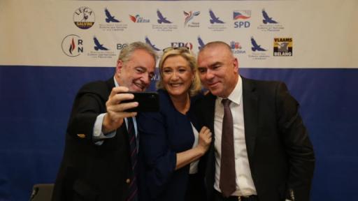  Веселин Мар </div>

</article>
<style>
.youtube{
  width:100%;height:500px;
}
@media only screen and (max-width: 600px) {
.youtube {
    height:250px;
  }
}
</style>
<div style=