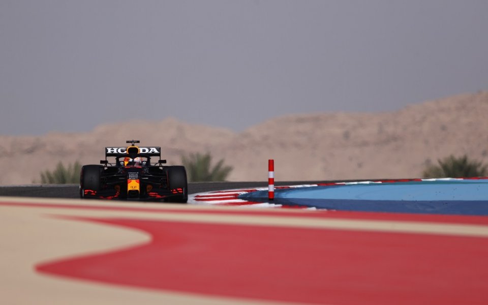 Изключително интересна тренировка зададе старта на сезон 2021 във Формула