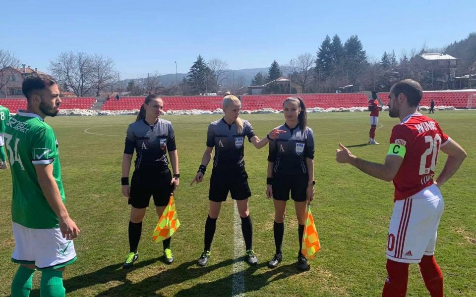 ЦСКА отстъпи на Литекс с 1:2 в контролна среща, играна