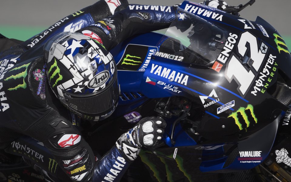 Пилотът на Yamaha Маверик Винялес започна с победа сезона в
