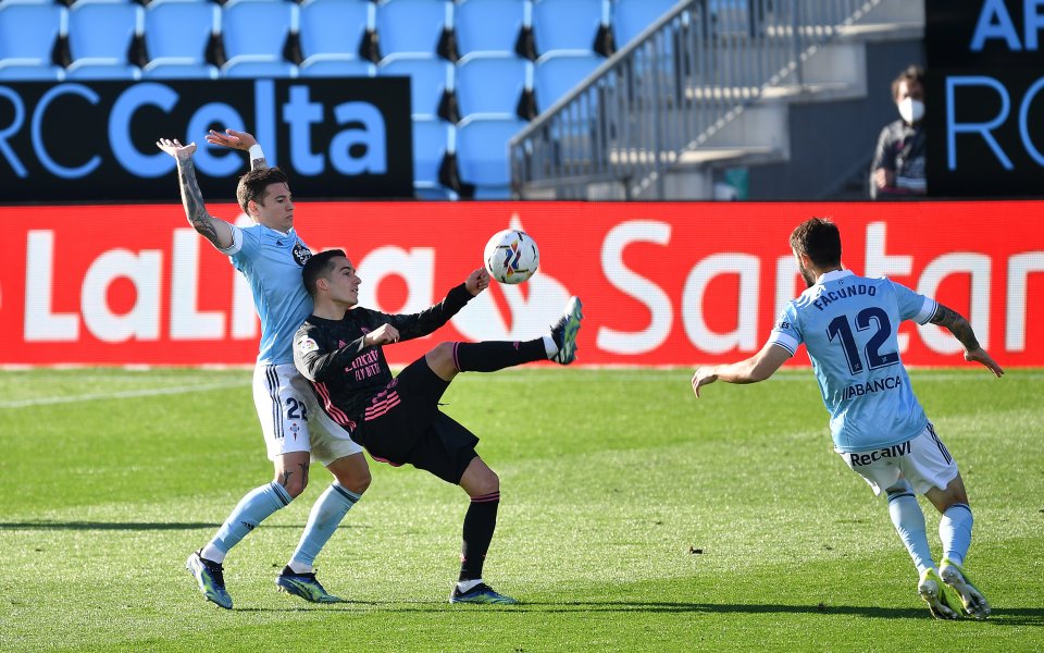 Манчестър Юнайтед и Челси проявяват интерес към дясното крило на