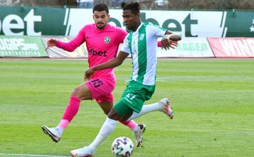 Атакуващият полузащитник Ибрахима Конте днес навършва 30 години В тази