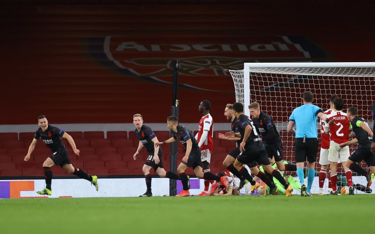 Корави чехи шокираха Арсенал в добавеното време