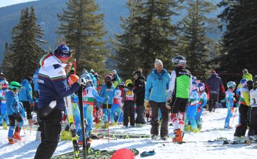 В празник на алпийските ски сред най малките се превърна днешния