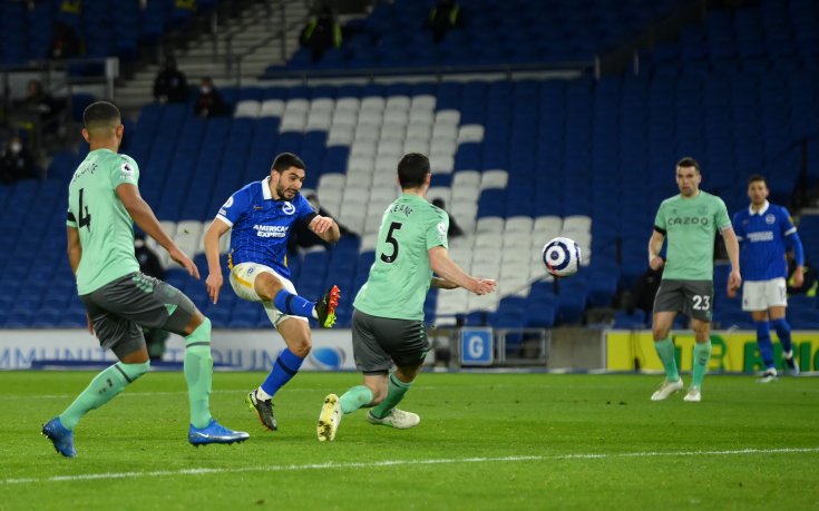 Брайтън и Евертън се занулиха в мъчен мач