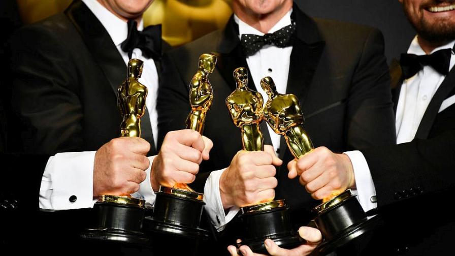 Оскар награди статуетка статуетки