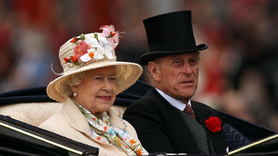 С любов към дядо: непоказвани кадри на кралица Елизабет и принц Филип