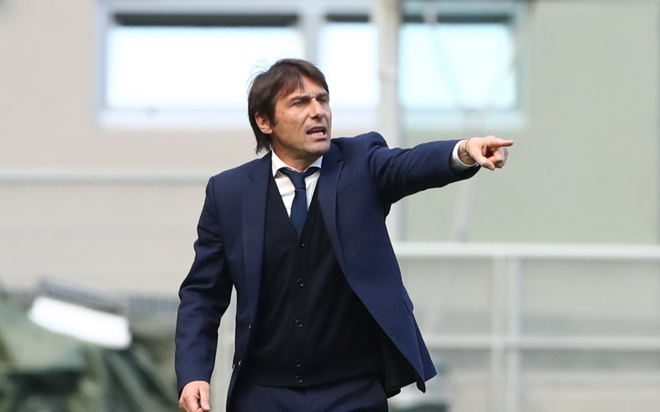 Старши треньорът на Интер Антонио Конте вече мисли за титлата