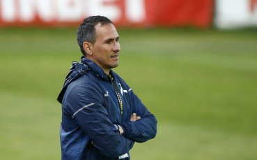 Асистент треньорът в Левски Живко Миланов отново алармира че положението