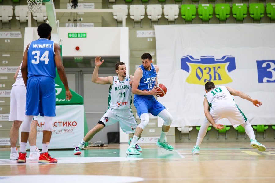 Балкан Левски Лукойл баскетбол1