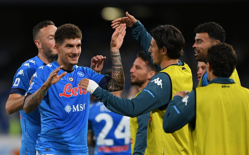 Разгромът с 5:1 над Удинезе утвърди Наполи в топ 4