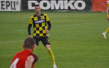 Атанас Чернев получи травма по време на мача между Царско село