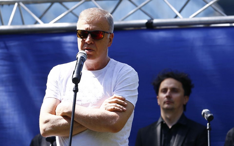 Станимир Стоилов ще бъде и спортен директор на Левски, ако