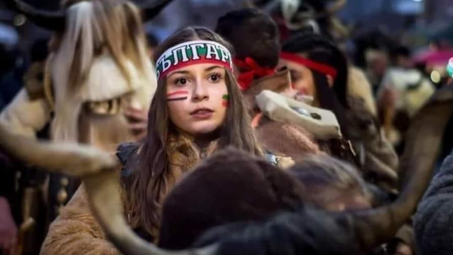 17-годишна световна шампионка по фолклор се бори за живота си