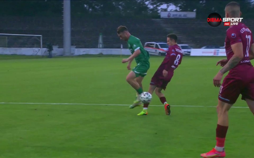 Ботев Враца и Септември София играят при резултат 1:0 в