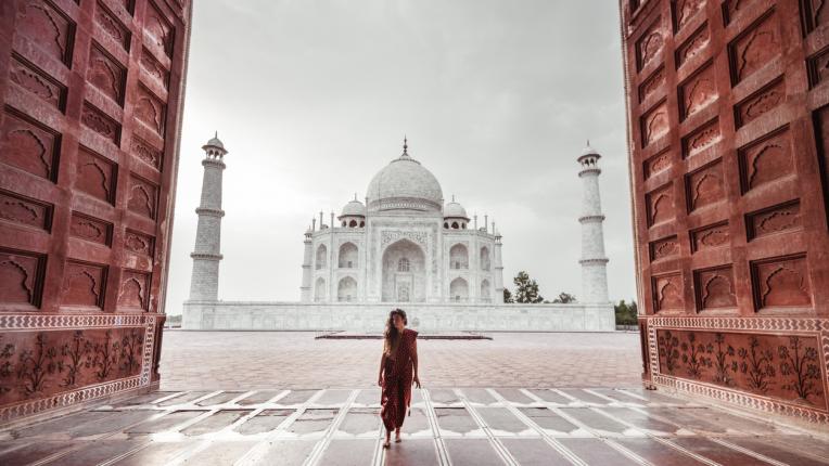 жена пътуване пътешествие лято Тадж Махал Индия