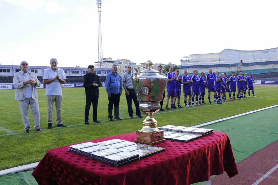 Етър честване на 30 годишнината от шампионската титла1