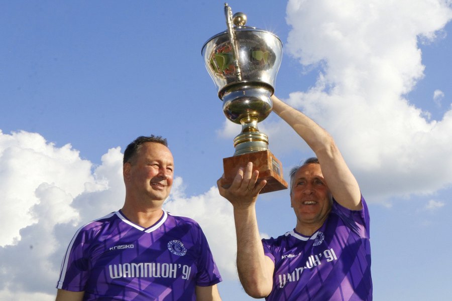 Етър честване на 30 годишнината от шампионската титла1