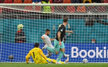 Марко Арнаутович реализира трети гол във вратата на Северна Македония