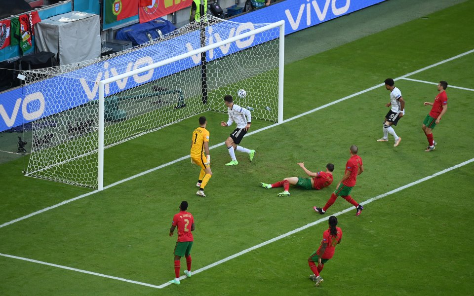 Отборите на Португалия и Германия играят при