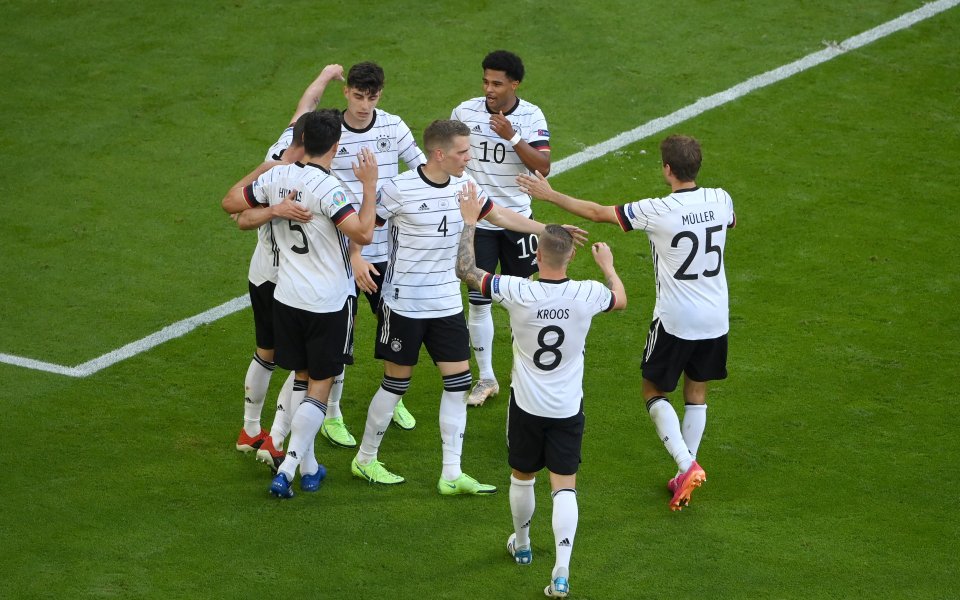 Германия разплака Роналдо и компания в голов спектакъл