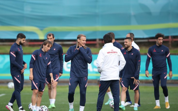 Хърватия и Шотландия ще търсят задължителна победа