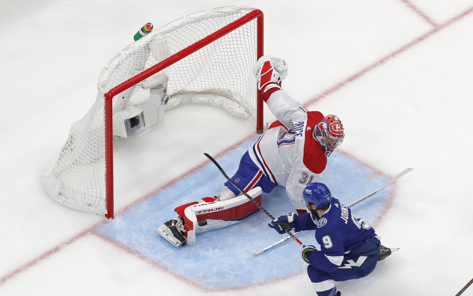 Тампа Бей започна защитата на титлата си в НХЛ с разгром срещу Монреал