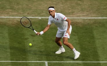 Осемкратният шампион Роджър Федерер се класира за третия кръг на