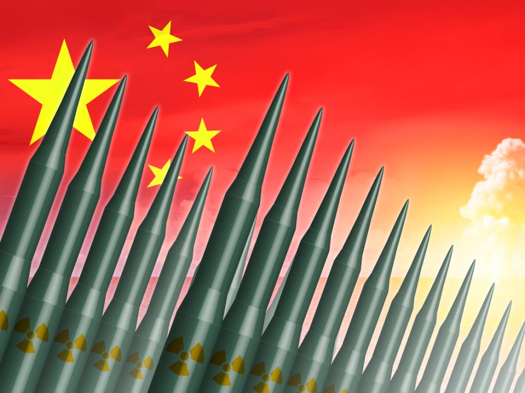 Китай обяви, че е изпратил изтребители, които да придружат патрулен