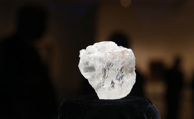 Историческо: Откриха втори огромен диамант за месец