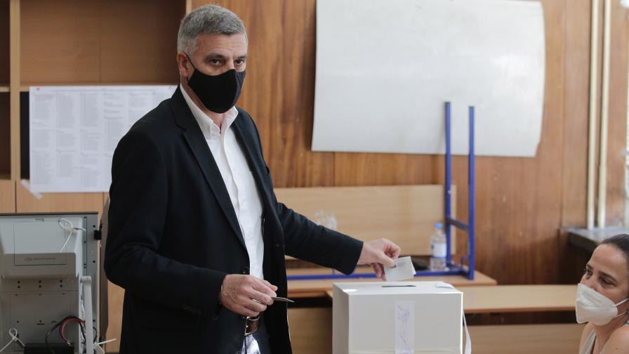 Премиерът Янев с коментар за резултатите от изборите
